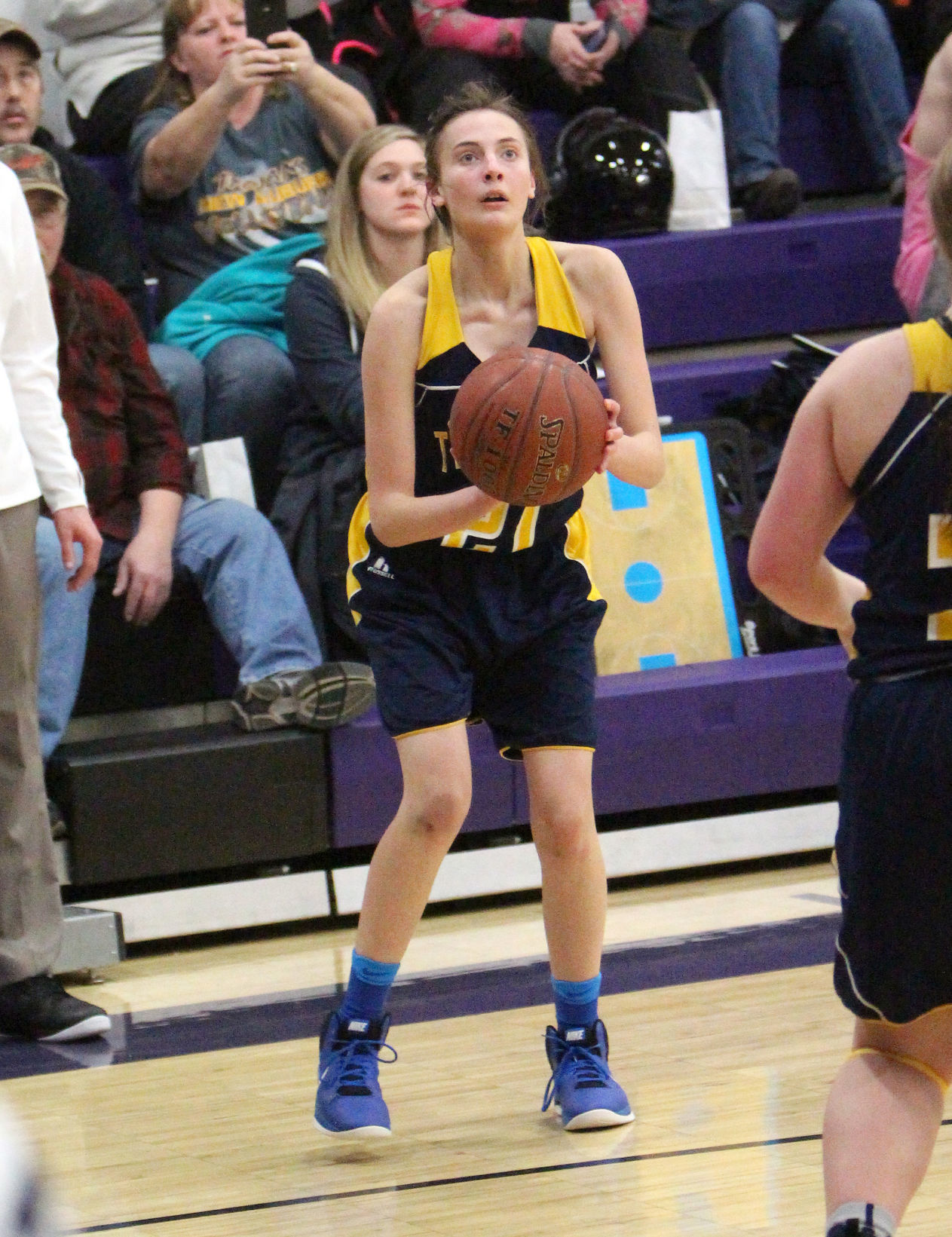 New Auburn at Lake Holcombe girls basketball 2-13-18